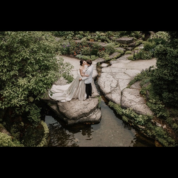 Lorenzo Rossi Wedding Dress - Picture 4 of 7